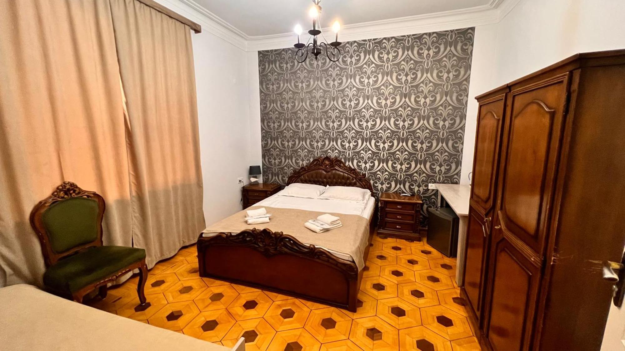 Elross Yerevan Exterior foto